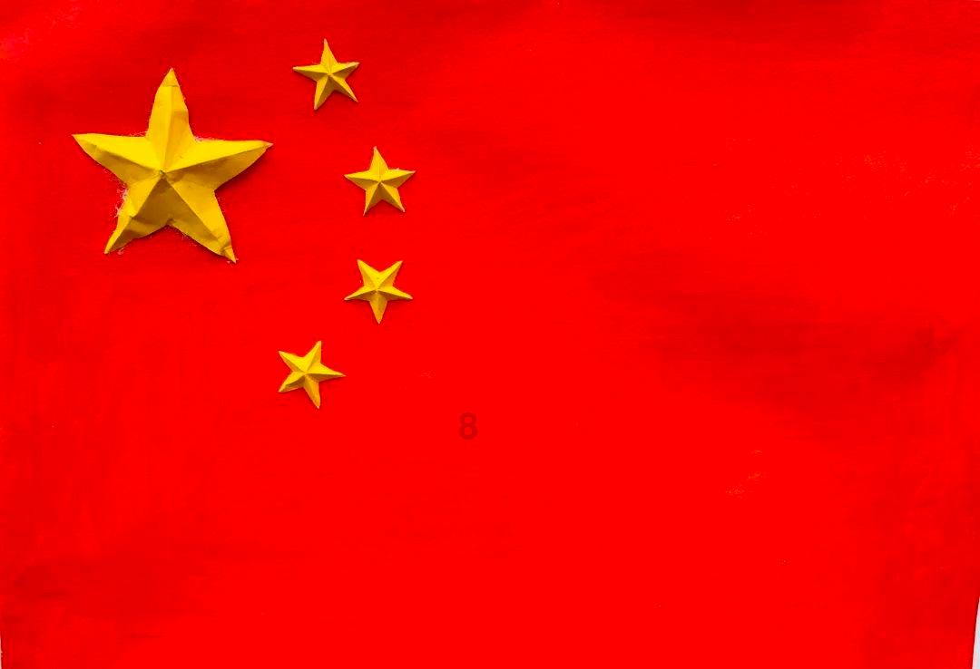 母亲有精神病，我女22岁了，还一事无成，现在都是父亲撑死一个家。。我觉得自己真的很失败，不知道怎么？游戏画面